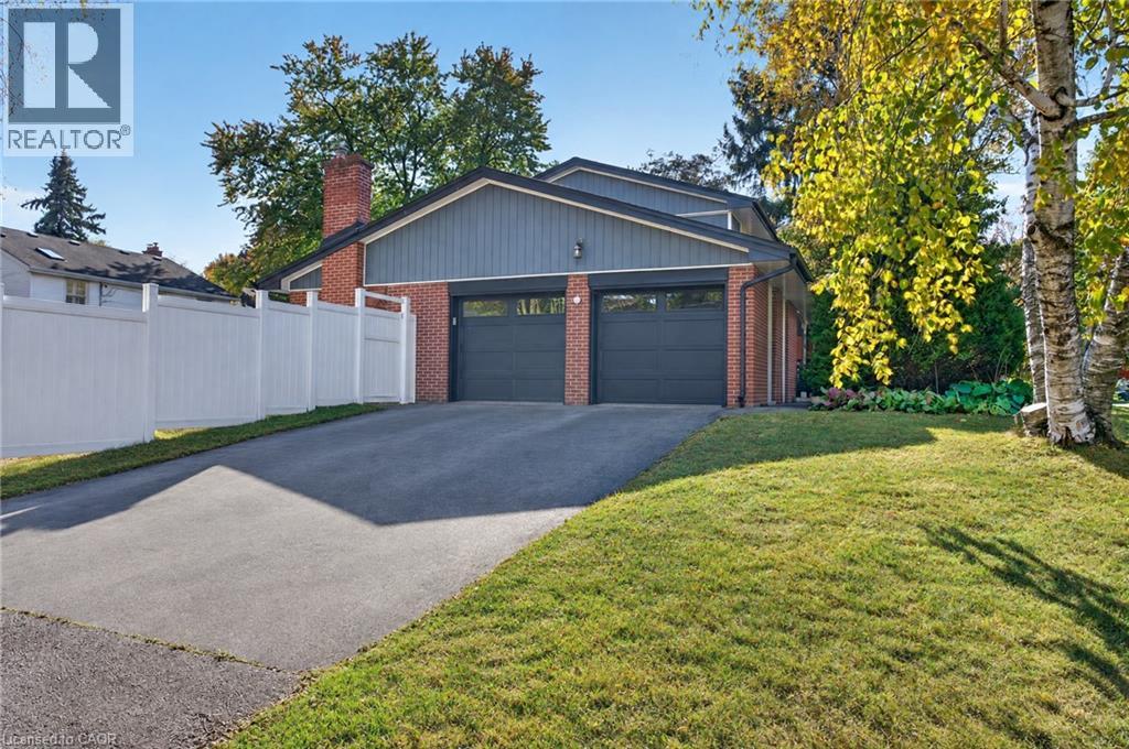 192 Waldoncroft Crescent, Burlington, Ontario  L7L 3A5 - Photo 2 - 40874143