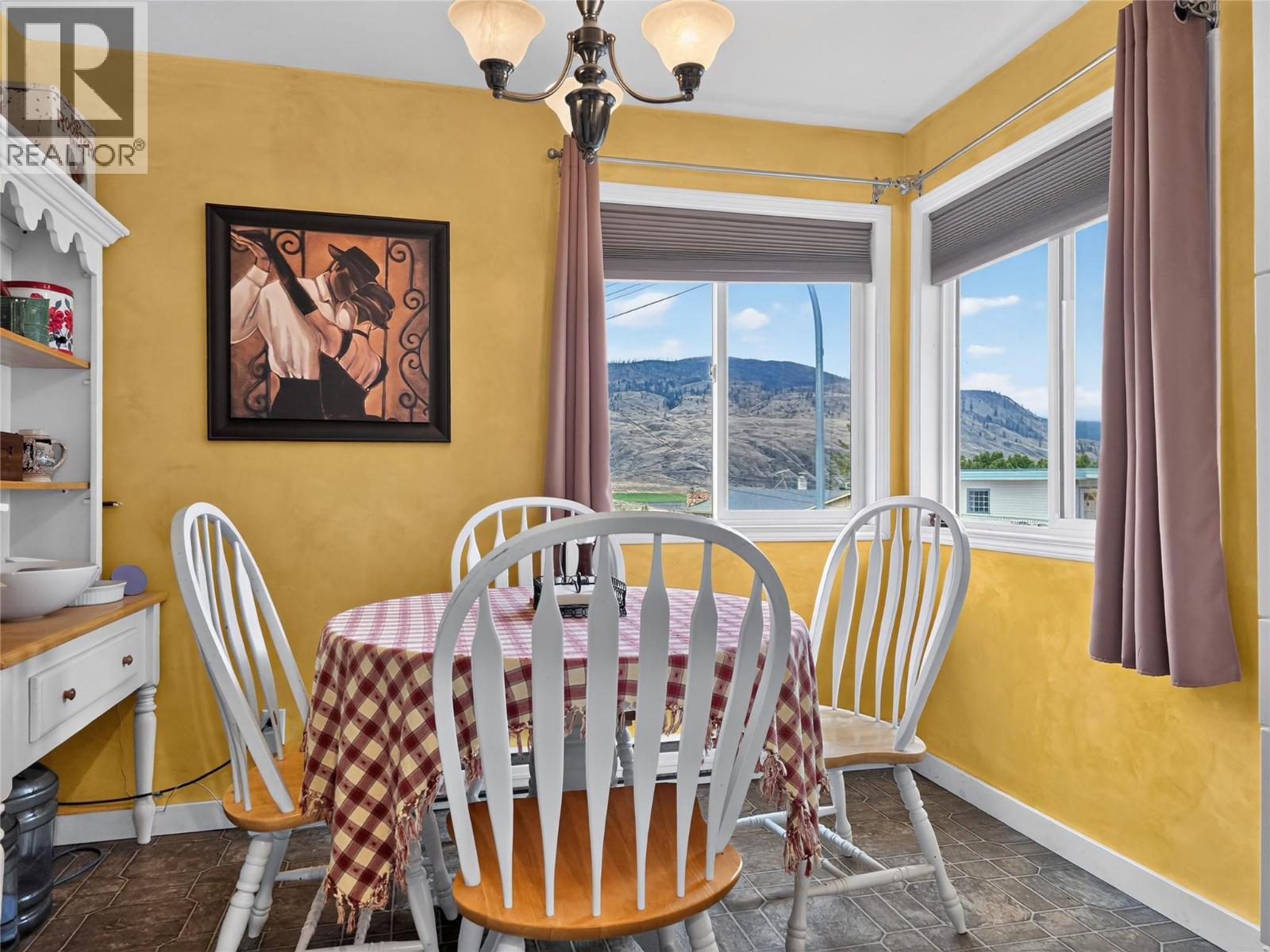 1221/1223 Sunvalley Crescent, Cache Creek, British Columbia  V0K 1H0 - Photo 9 - 10404675