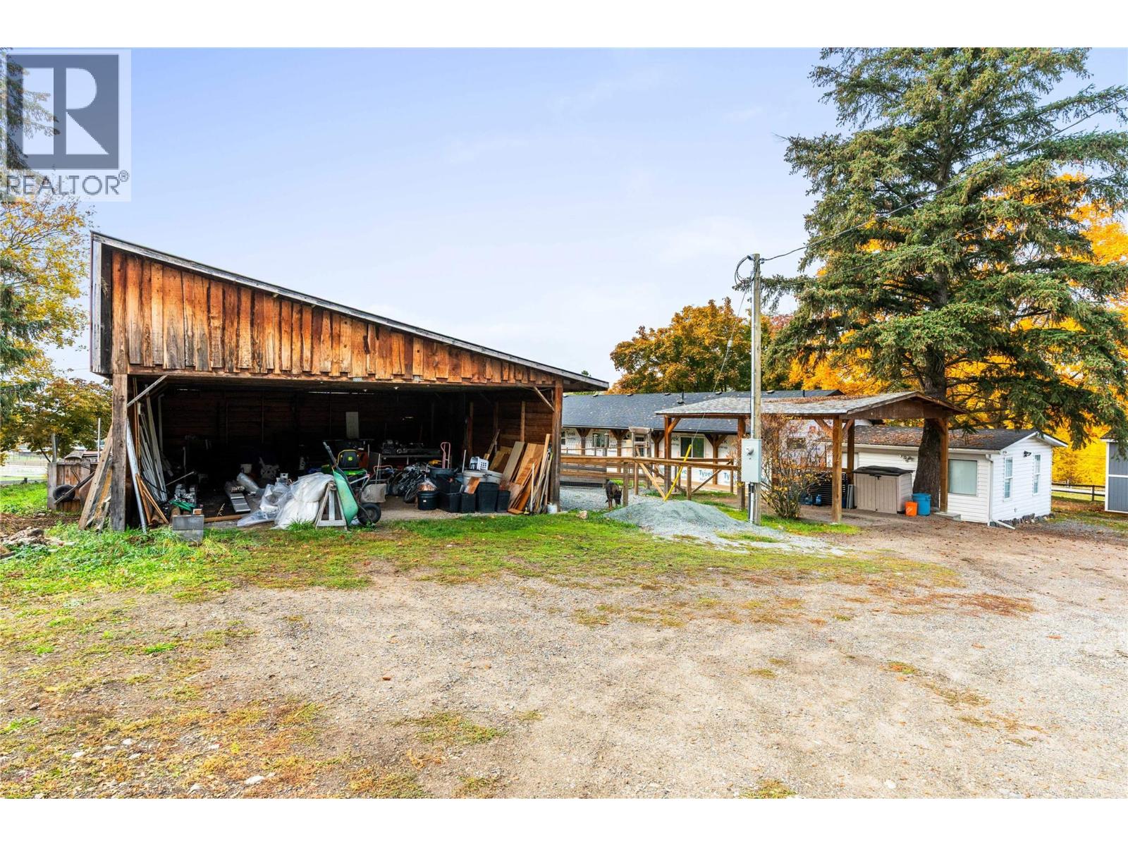 6459 L & A Road, Vernon, British Columbia  V1B 3T8 - Photo 38 - 10404721