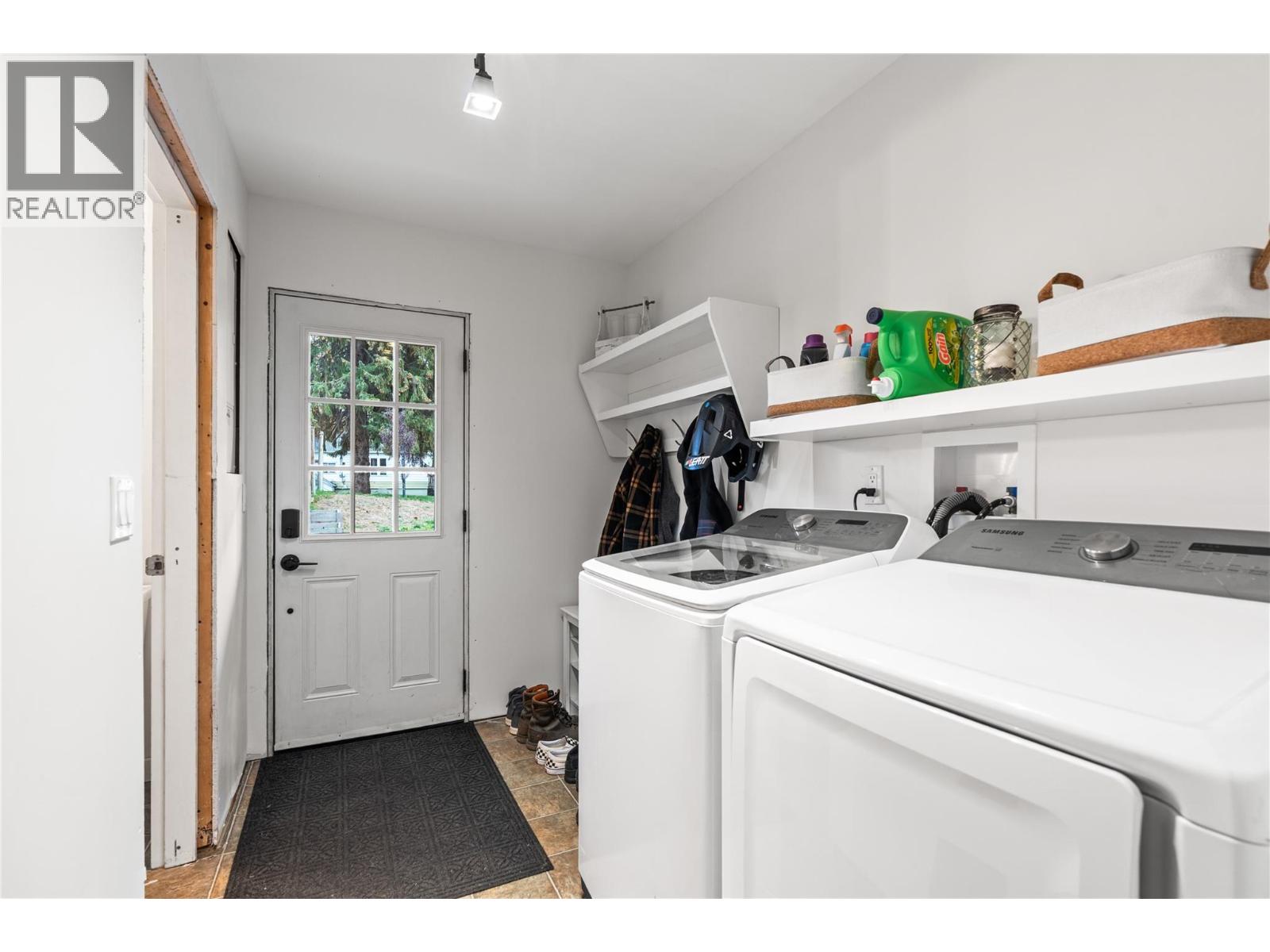 6459 L & A Road, Vernon, British Columbia  V1B 3T8 - Photo 32 - 10404721