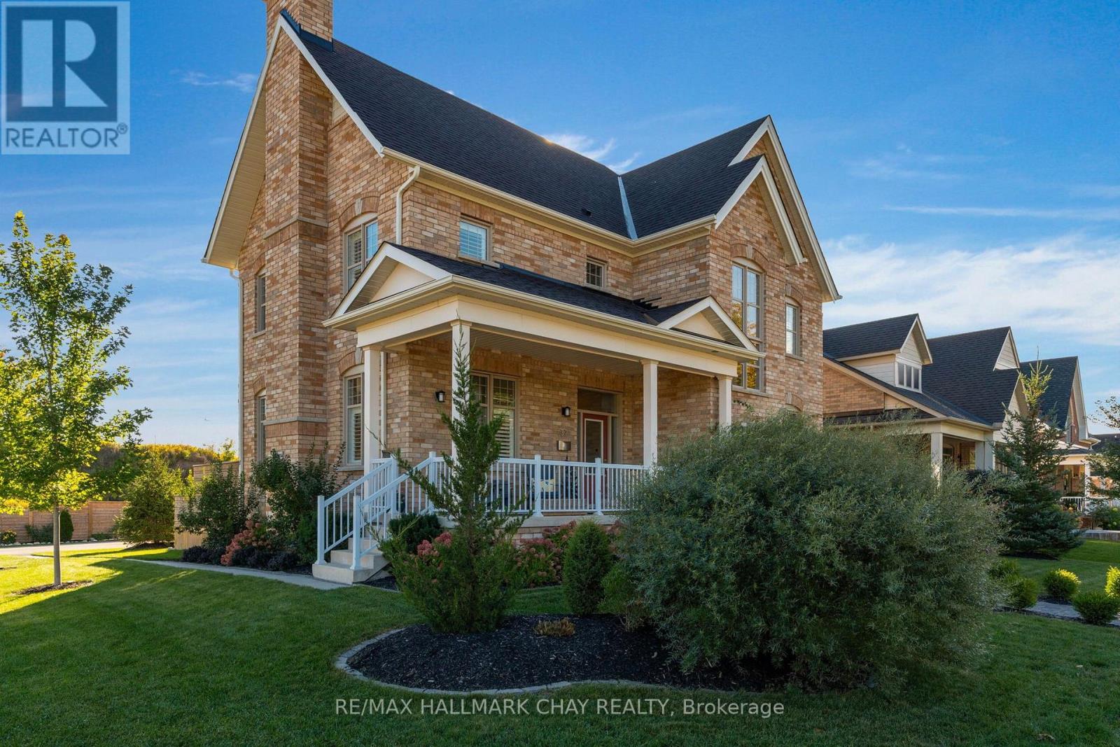 37 Nelson Street, Clearview (Creemore), Ontario  L0M 1G0 - Photo 2 - S14126290