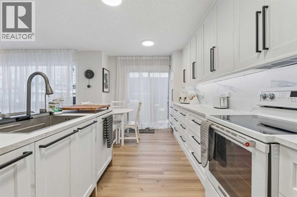 89 Crystalridge Close