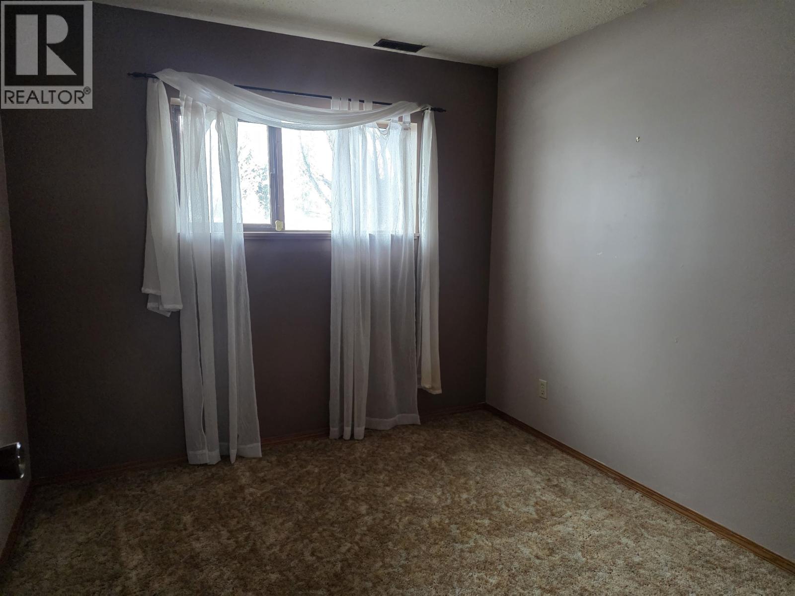 1940 Nadina Place, Houston, British Columbia  V0J 1Z0 - Photo 14 - R3179373