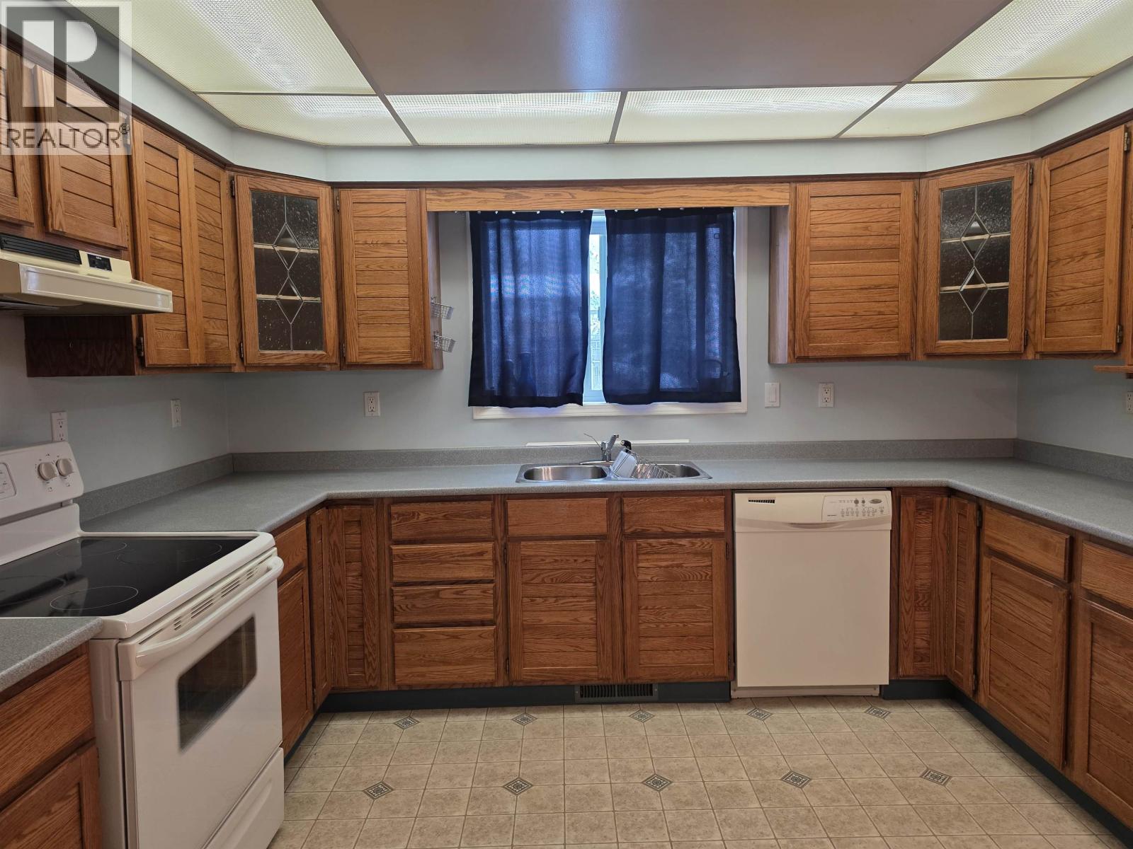 1940 Nadina Place, Houston, British Columbia  V0J 1Z0 - Photo 5 - R3179373