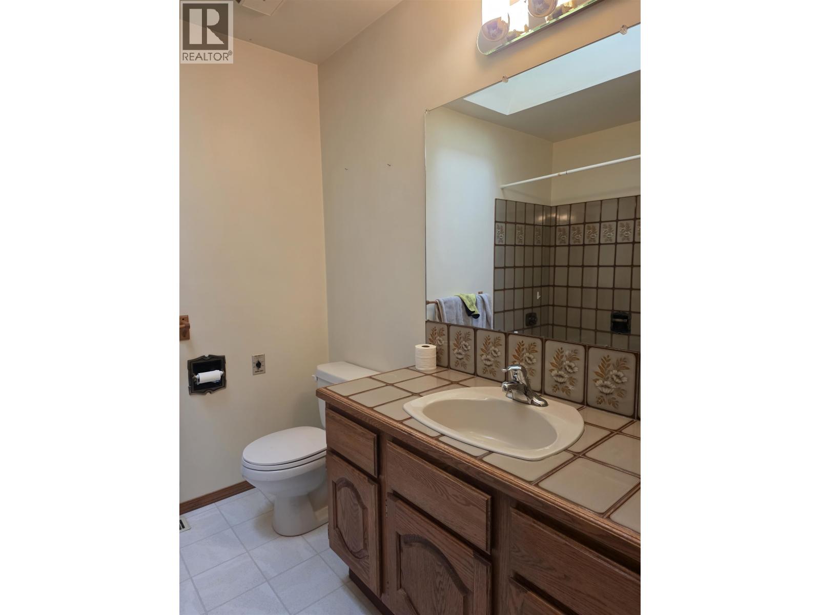 1940 Nadina Place, Houston, British Columbia  V0J 1Z0 - Photo 8 - R3179373
