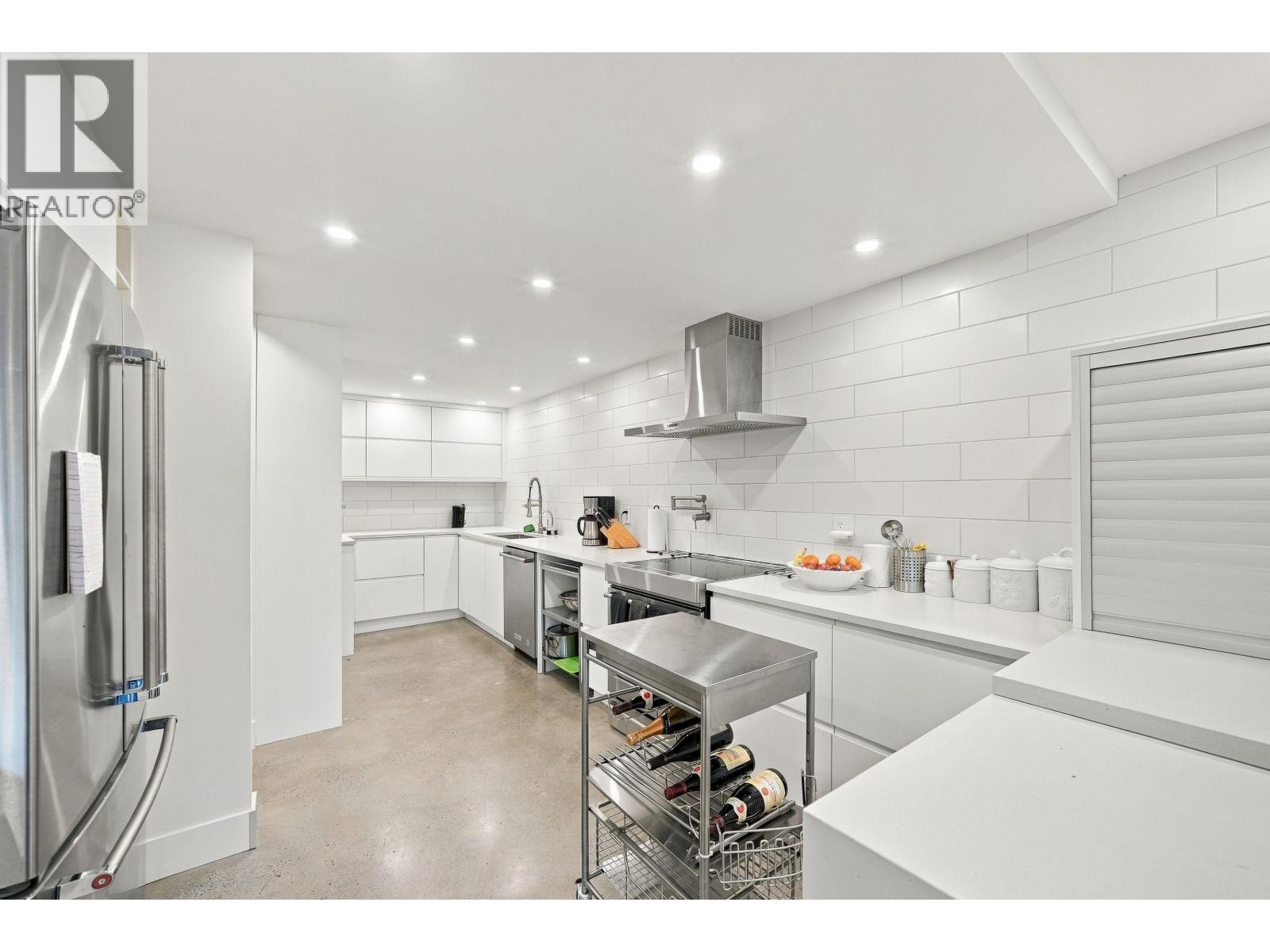 205 1477 Fountain Way, Vancouver, British Columbia  V6H 3W9 - Photo 2 - R3179308