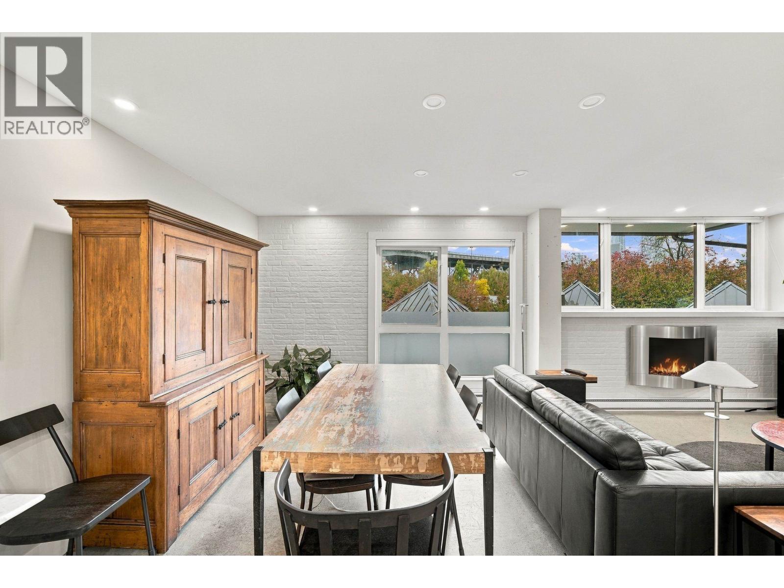 205 1477 Fountain Way, Vancouver, British Columbia  V6H 3W9 - Photo 5 - R3179308