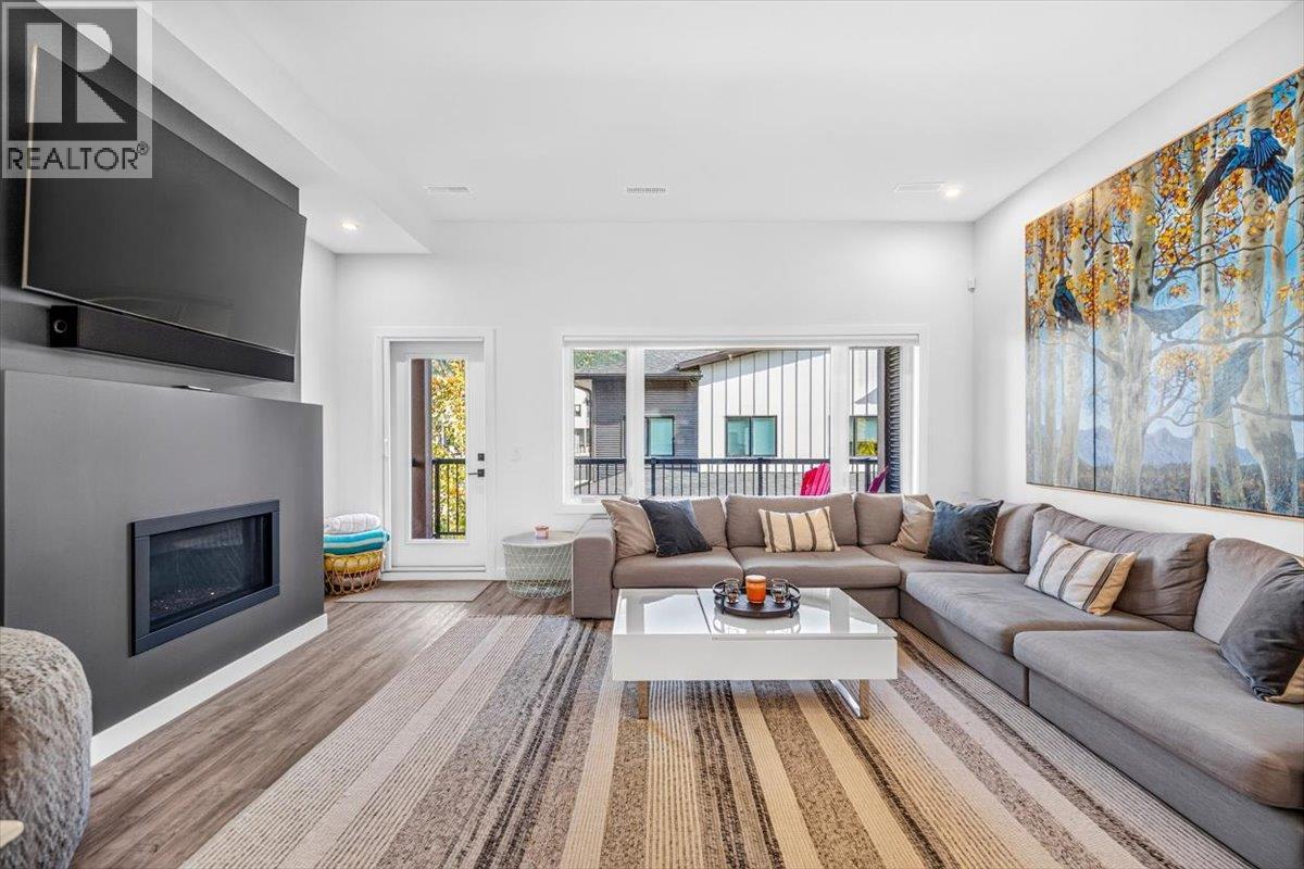 700 Riverside Way Unit# 205
