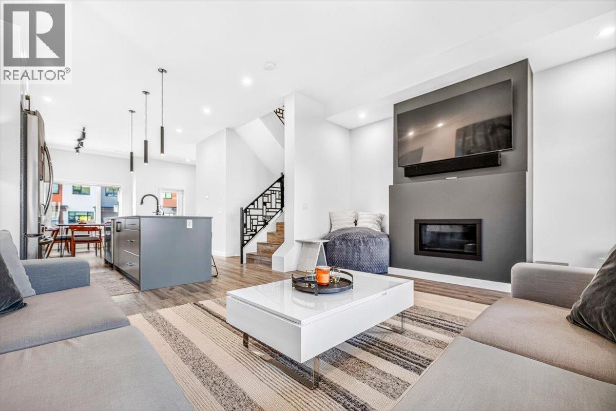 700 Riverside Way Unit# 205
