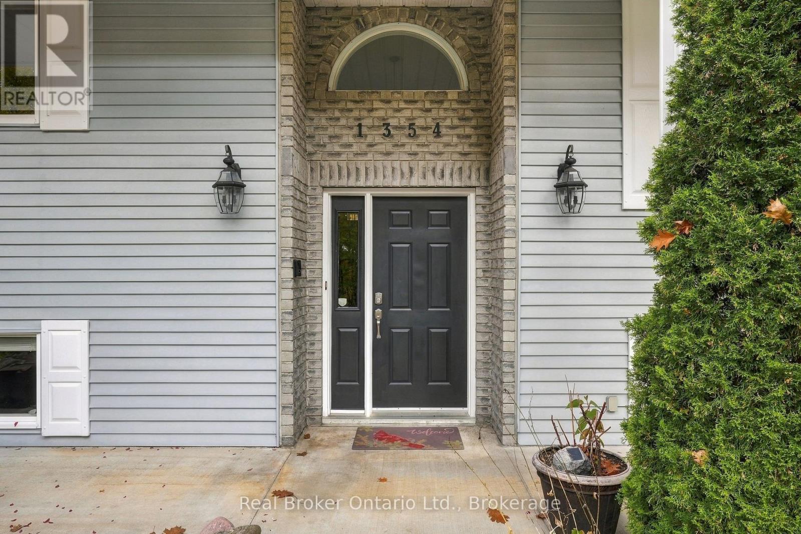 1354 Hallen Place, Midland, Ontario  L4R 5J7 - Photo 6 - S14126426