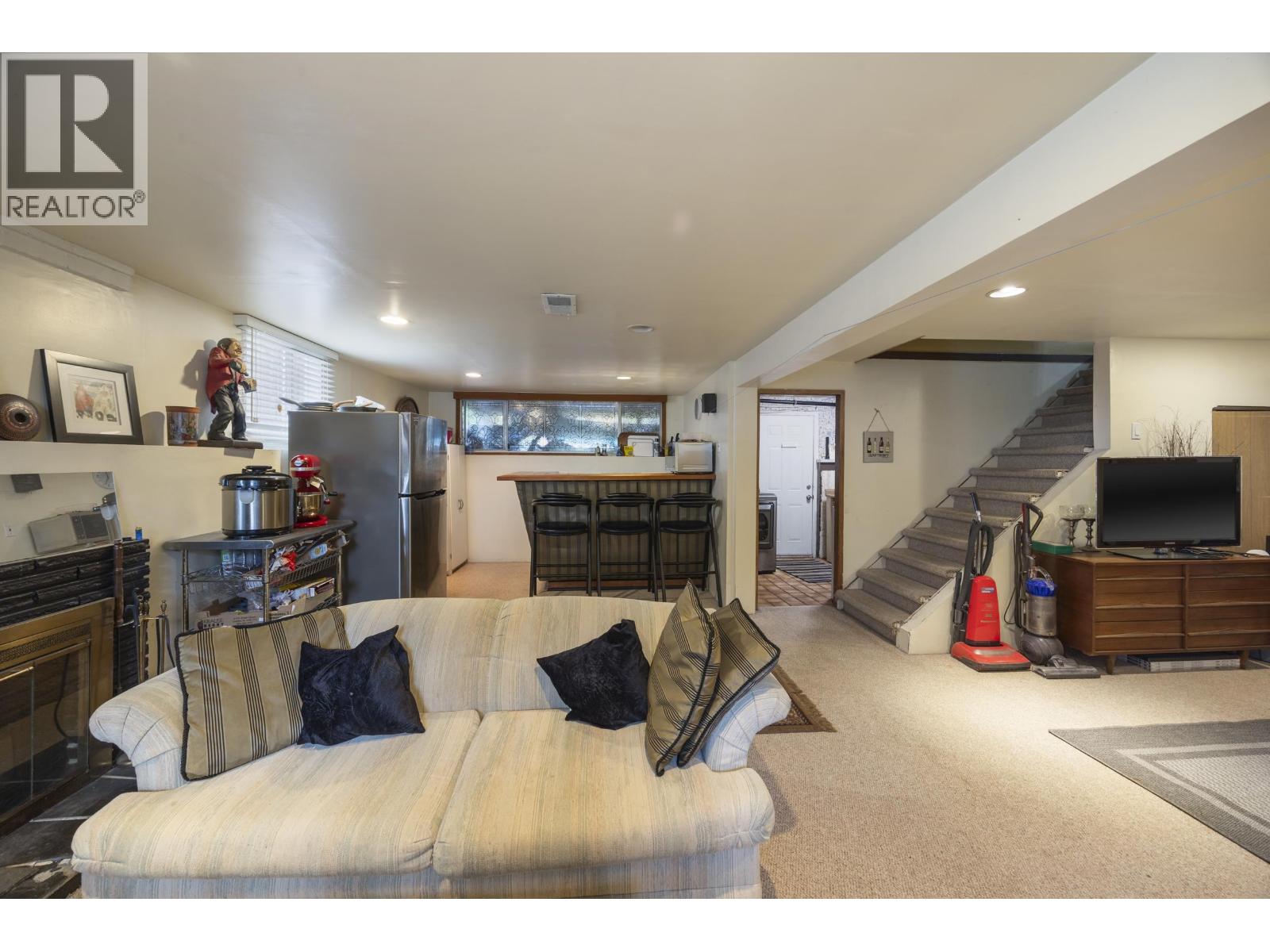 6127 Buchanan Street, Burnaby, British Columbia  V5B 2S4 - Photo 17 - R3177899