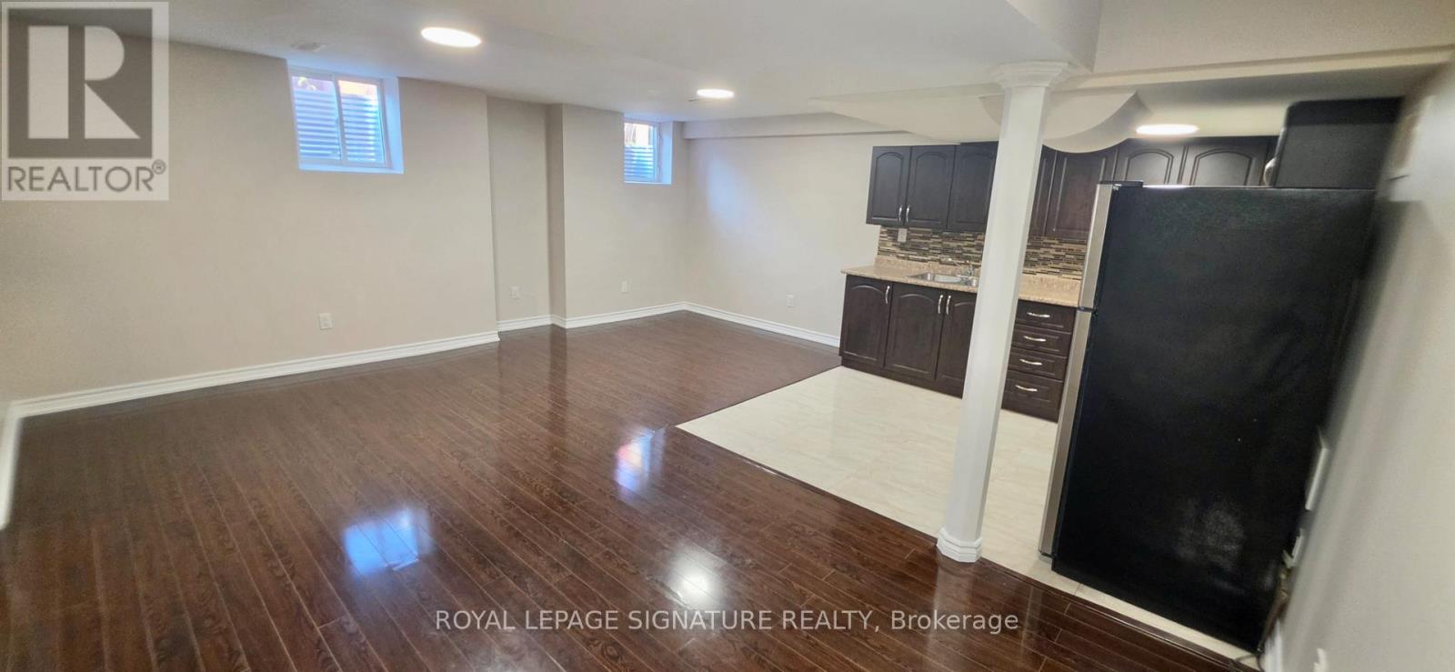 44 Perkins Drive, Brampton, Ontario  L7A 3V6 - Photo 6 - W14104952