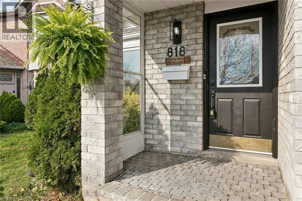 818 Miriam Crescent, Burlington, Ontario  L7S 2B9 - Photo 3 - 40874783