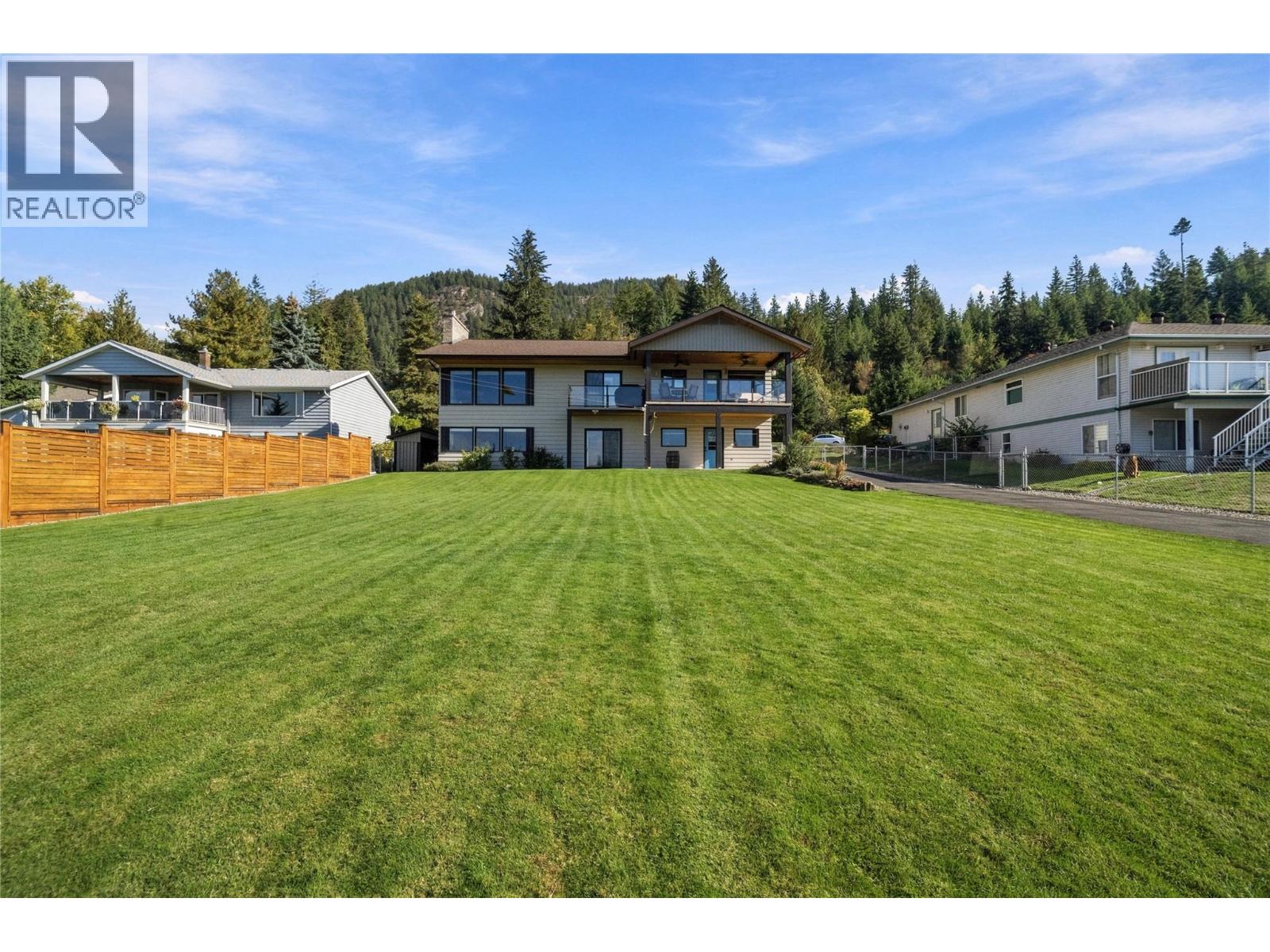 3331 Mcbride Road, Blind Bay, British Columbia  V0E 1H1 - Photo 62 - 10404312