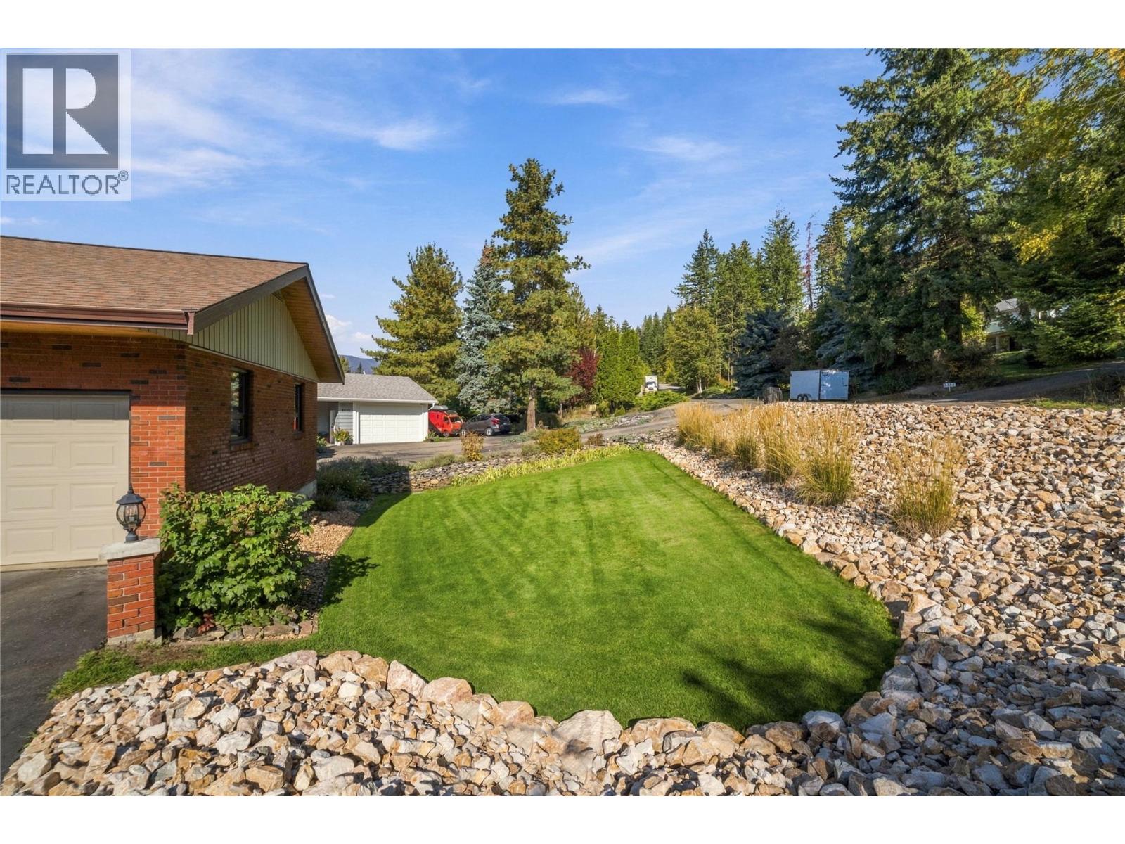 3331 Mcbride Road, Blind Bay, British Columbia  V0E 1H1 - Photo 79 - 10404312