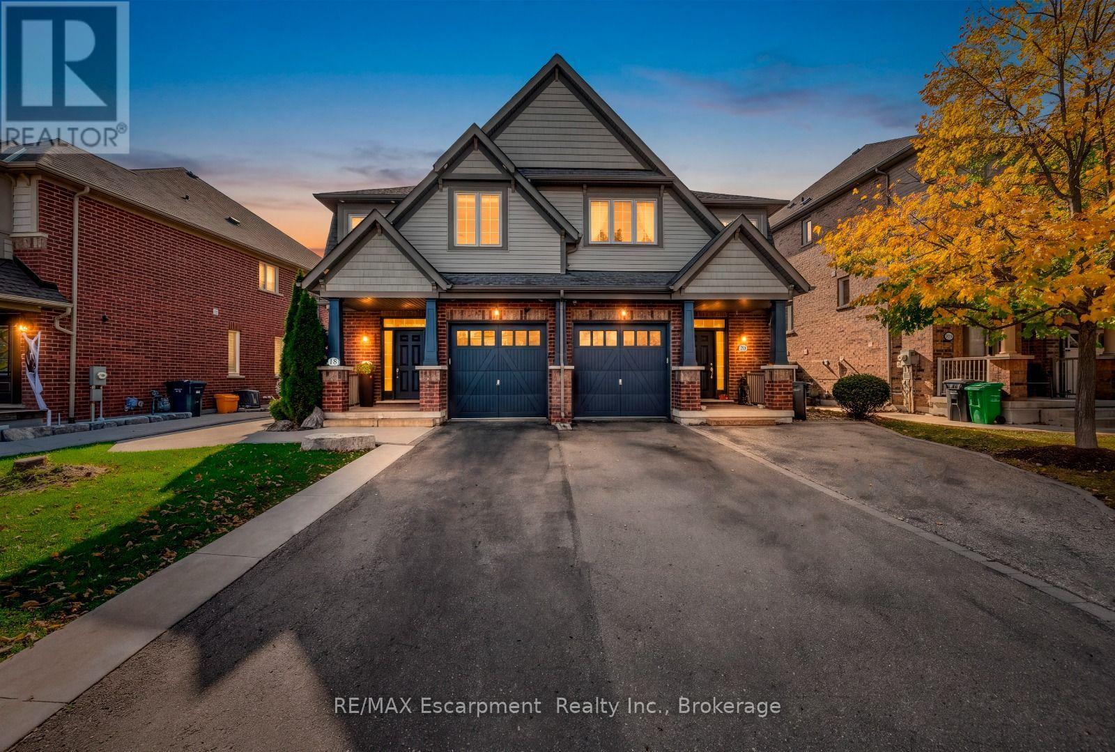 18 Autumn Arbour Road, Caledon, Ontario  L7C 3T8 - Photo 2 - W14126460