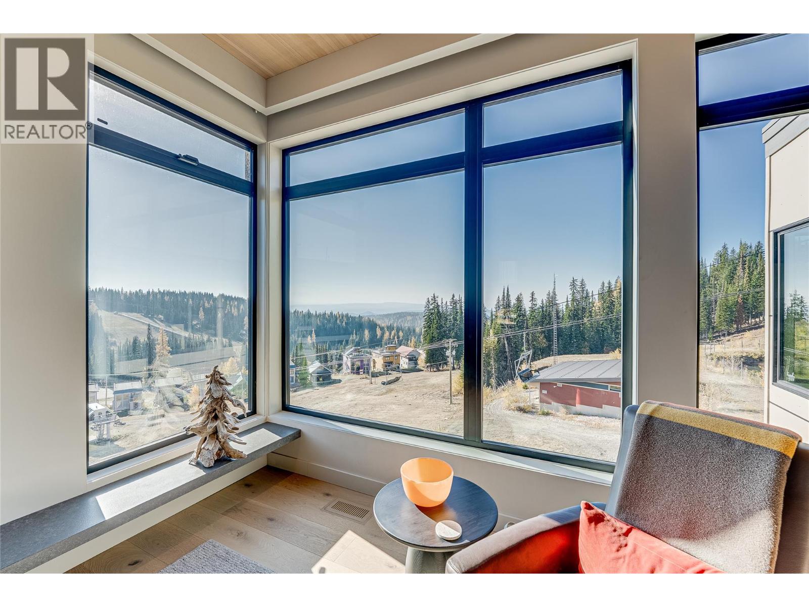 200 Valerian Lane