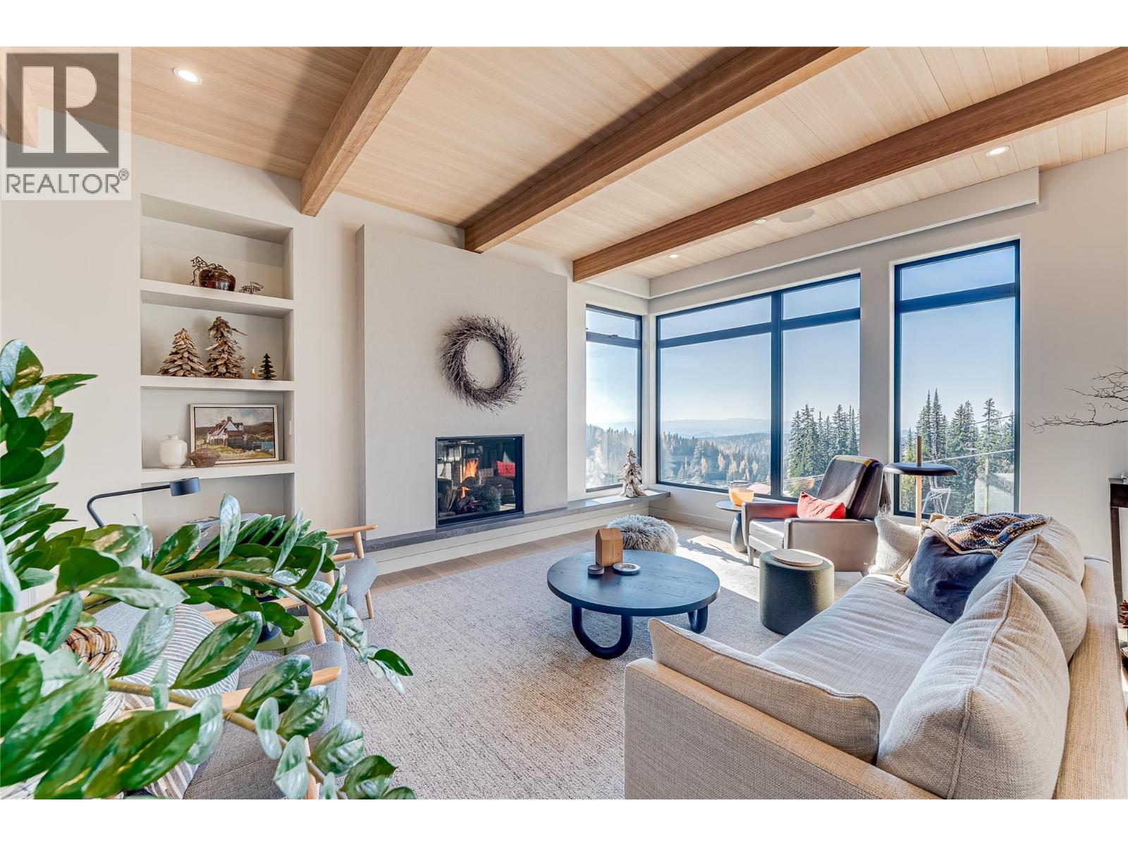 200 Valerian Lane