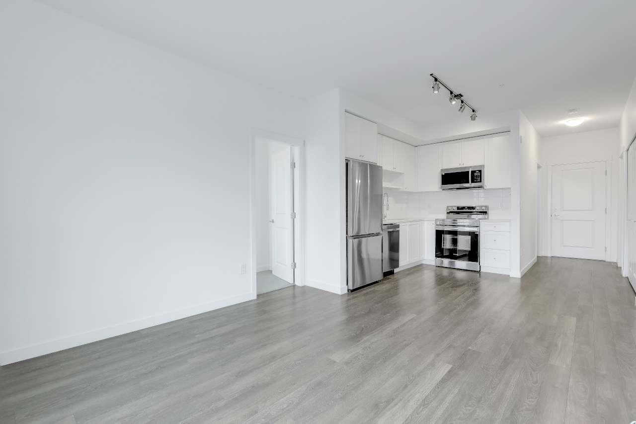 427 15738 85 AVENUE