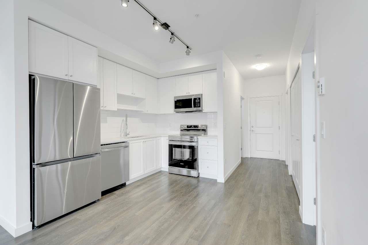 427 15738 85 AVENUE