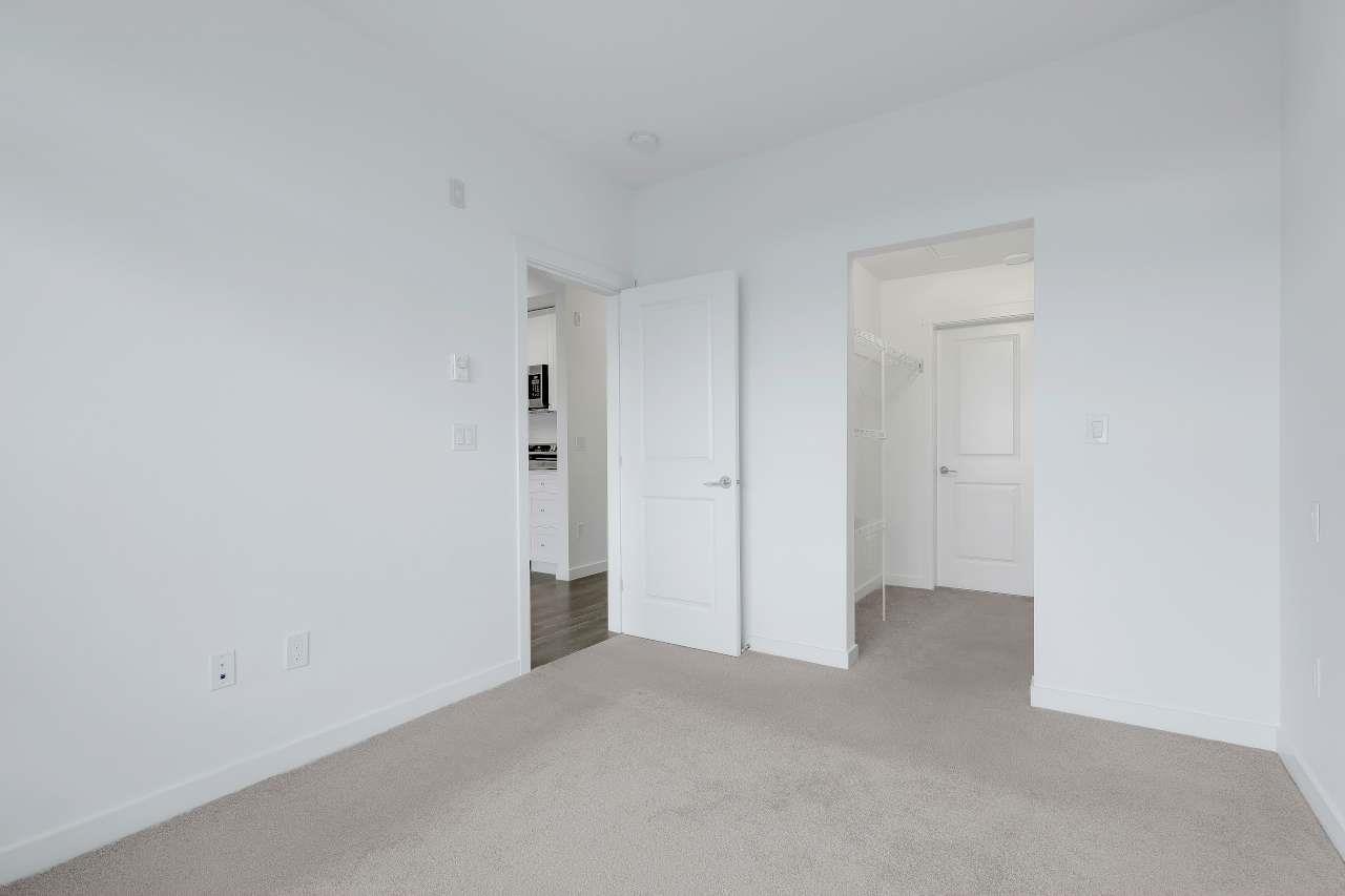 427 15738 85 AVENUE