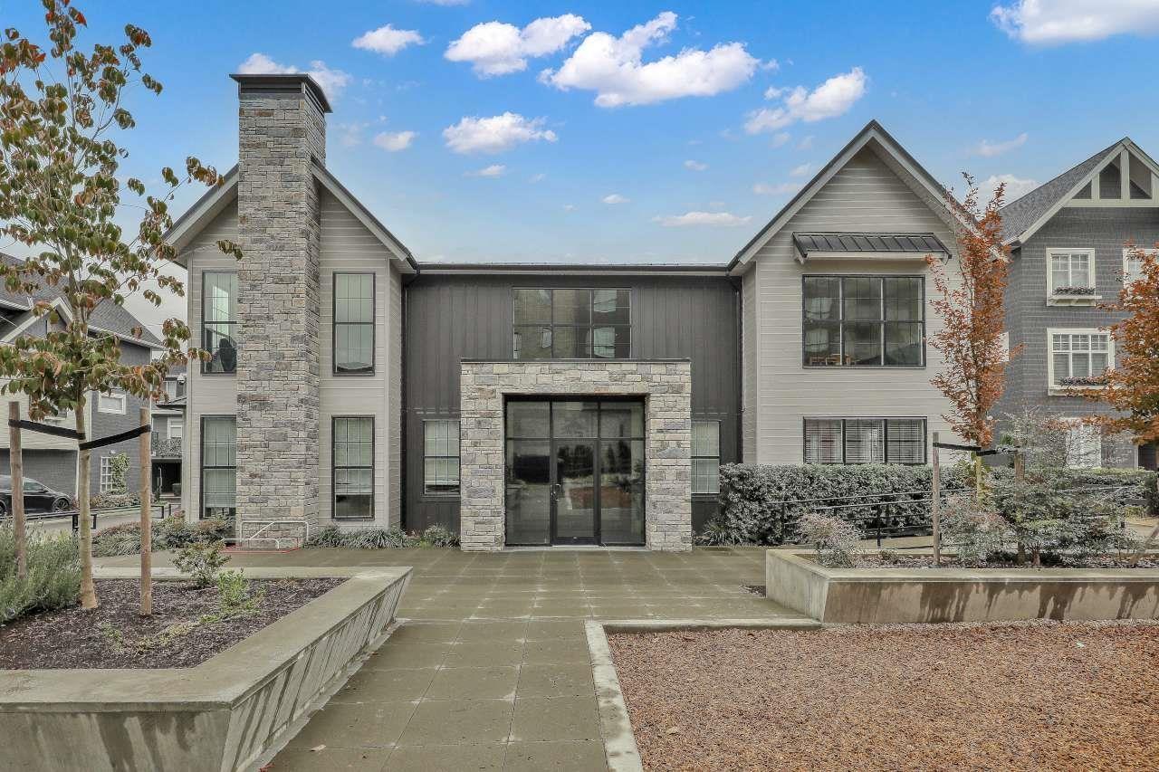 427 15738 85 AVENUE