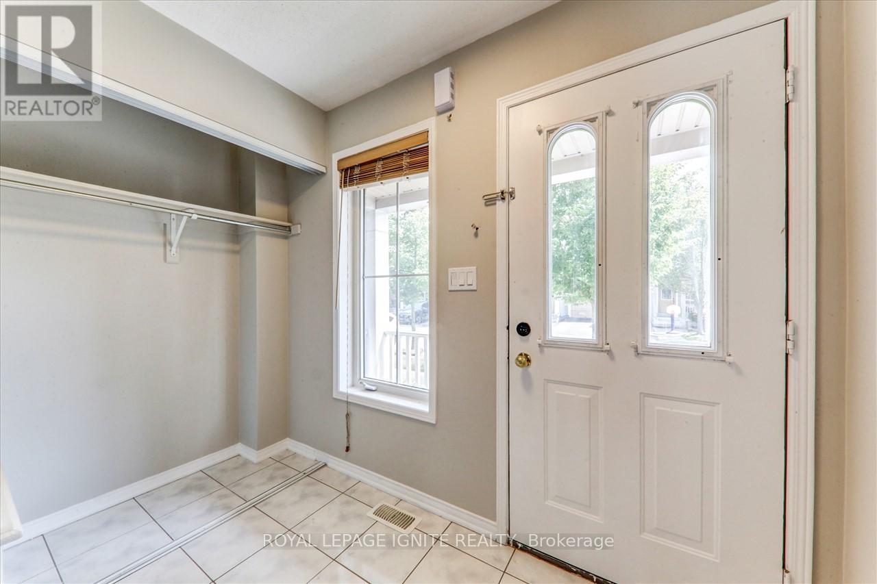 32 Tansley Crescent, Ajax (Northeast Ajax), Ontario  L1Z 1Y3 - Photo 4 - E14126482