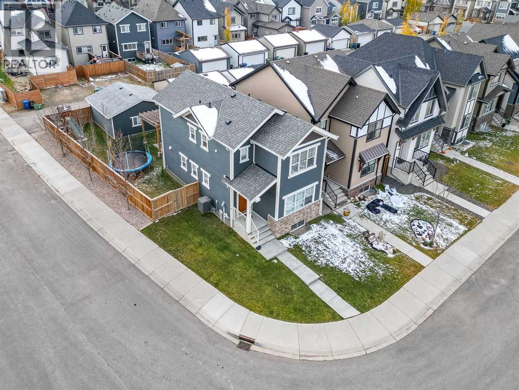 112 Masters Heights SE