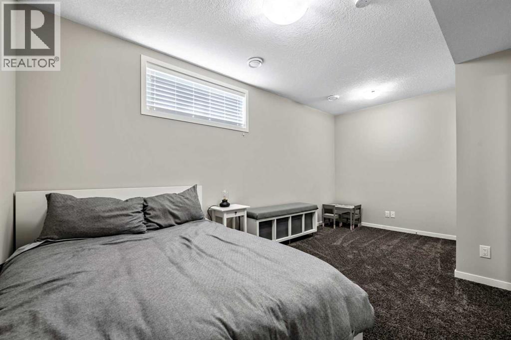 112 Masters Heights SE