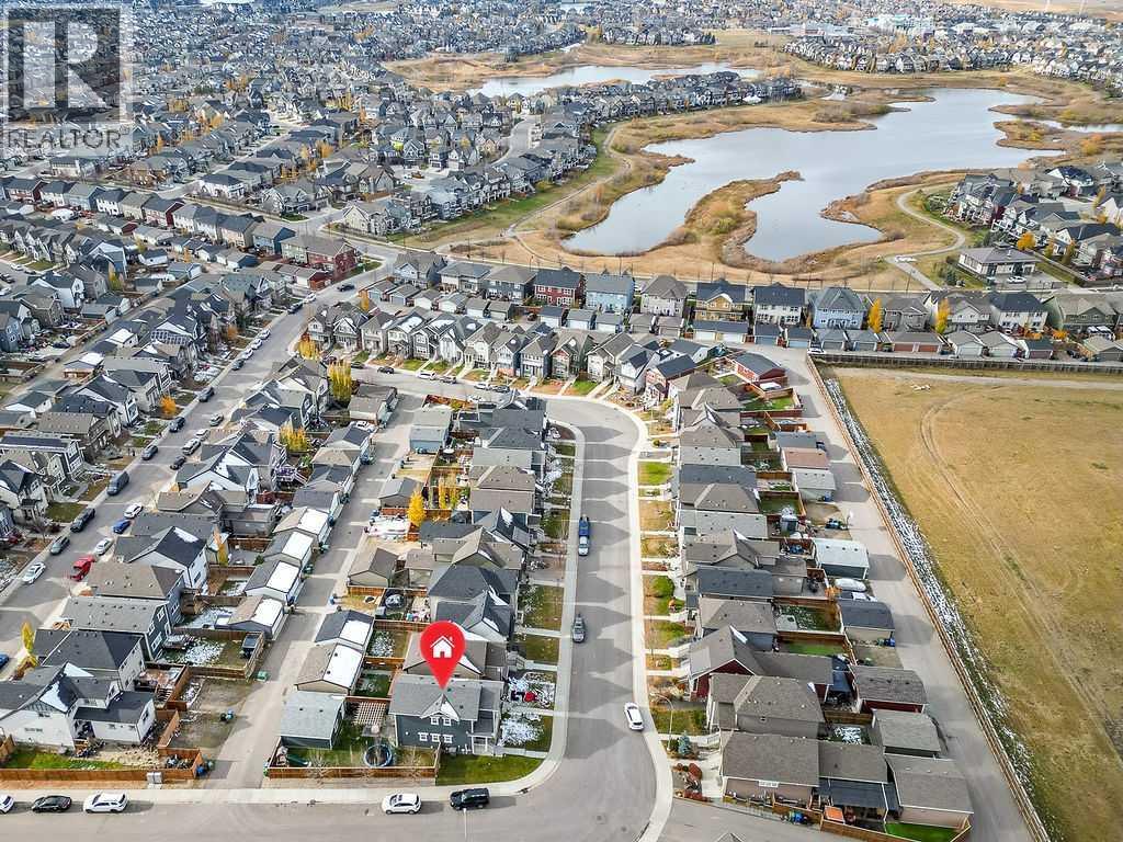112 Masters Heights SE