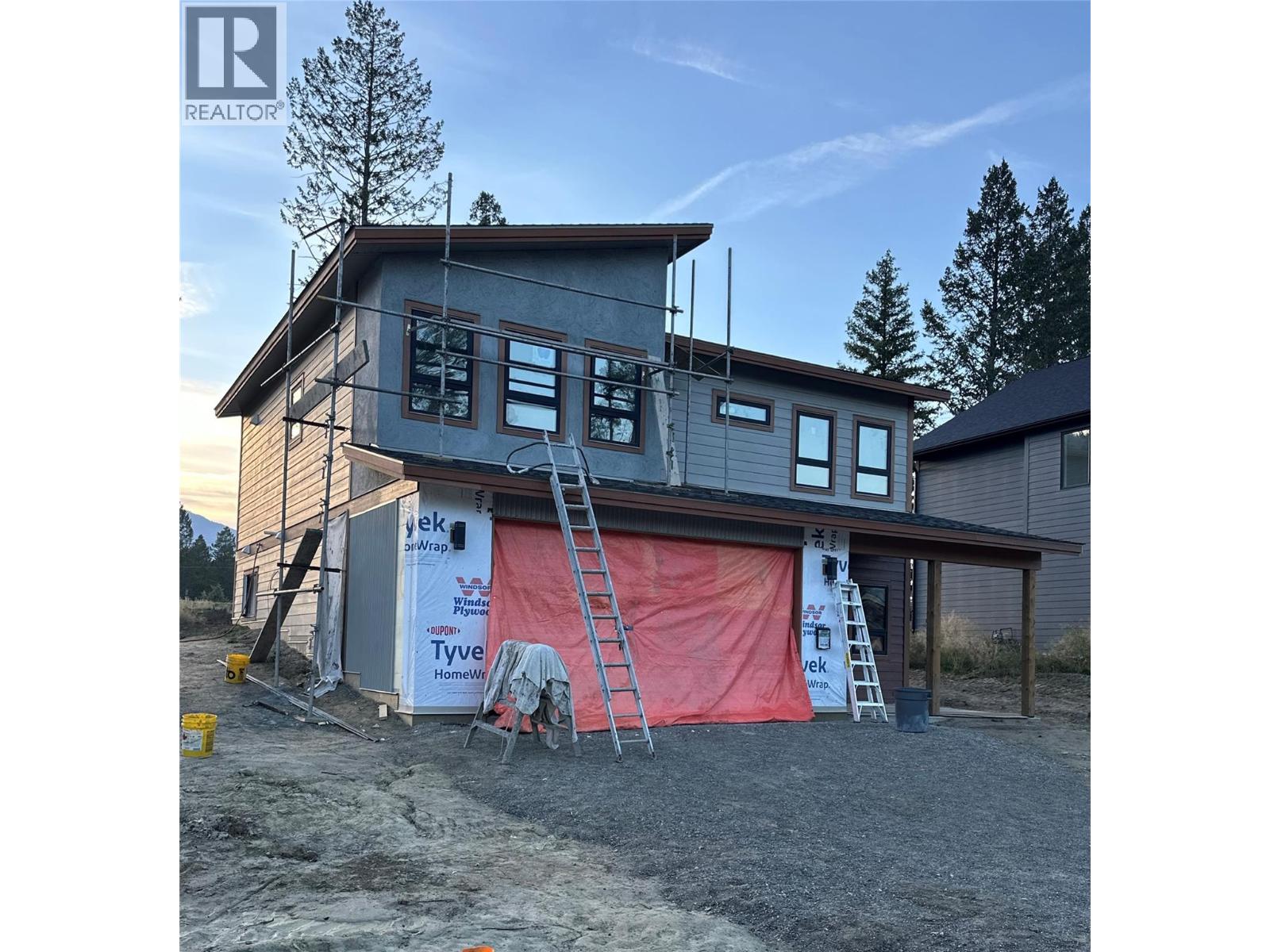 1210 Swansea Crescent, Windermere, British Columbia  V0B 1J0 - Photo 9 - 10400991