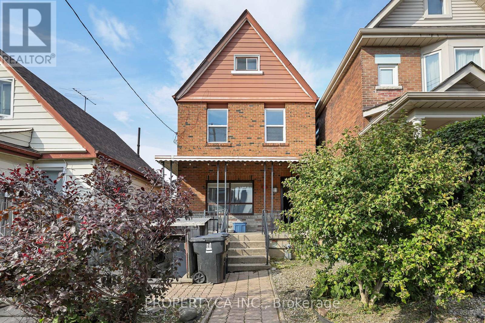 3 - 22 Lappin Avenue, Toronto, Ontario  M6H 1Y4 - Photo 1 - W14126466