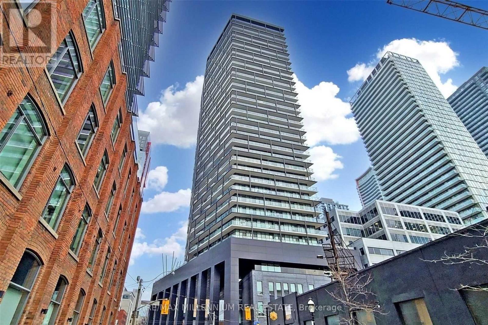 708 - 125 PETER STREET, Toronto, Ontario