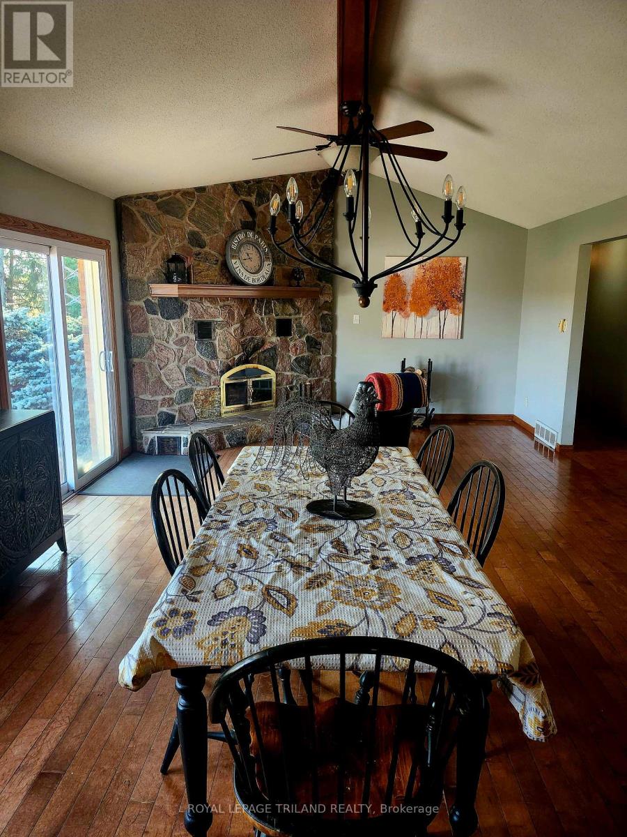 1605 Concession Drive, Southwest Middlesex, Ontario  N0L 1Z0 - Photo 22 - X13877842