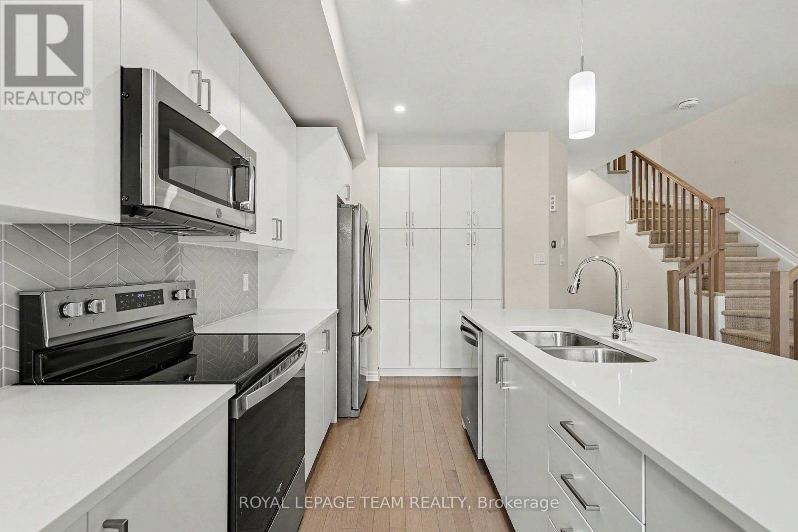 508 Enclave Lane, Clarence-Rockland, Ontario  K4K 0M8 - Photo 4 - X14126542