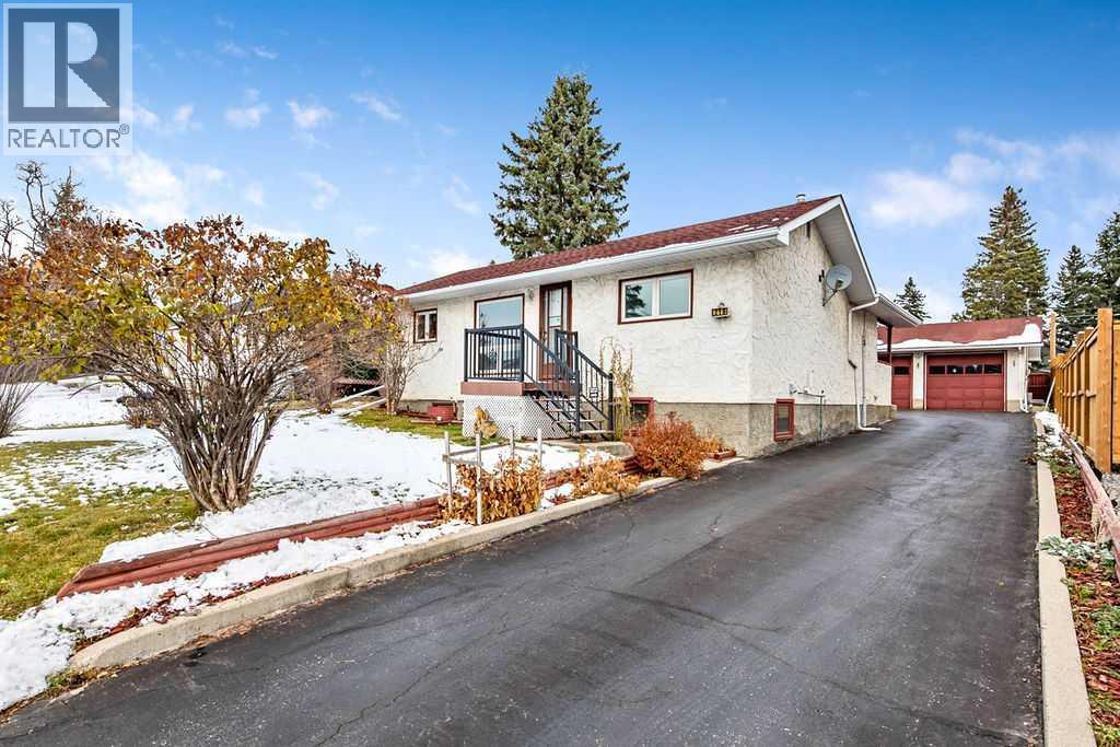 210 Edgar Avenue NW, Diamond Valley, Alberta  T0L 2A0 - Photo 2 - A2354584