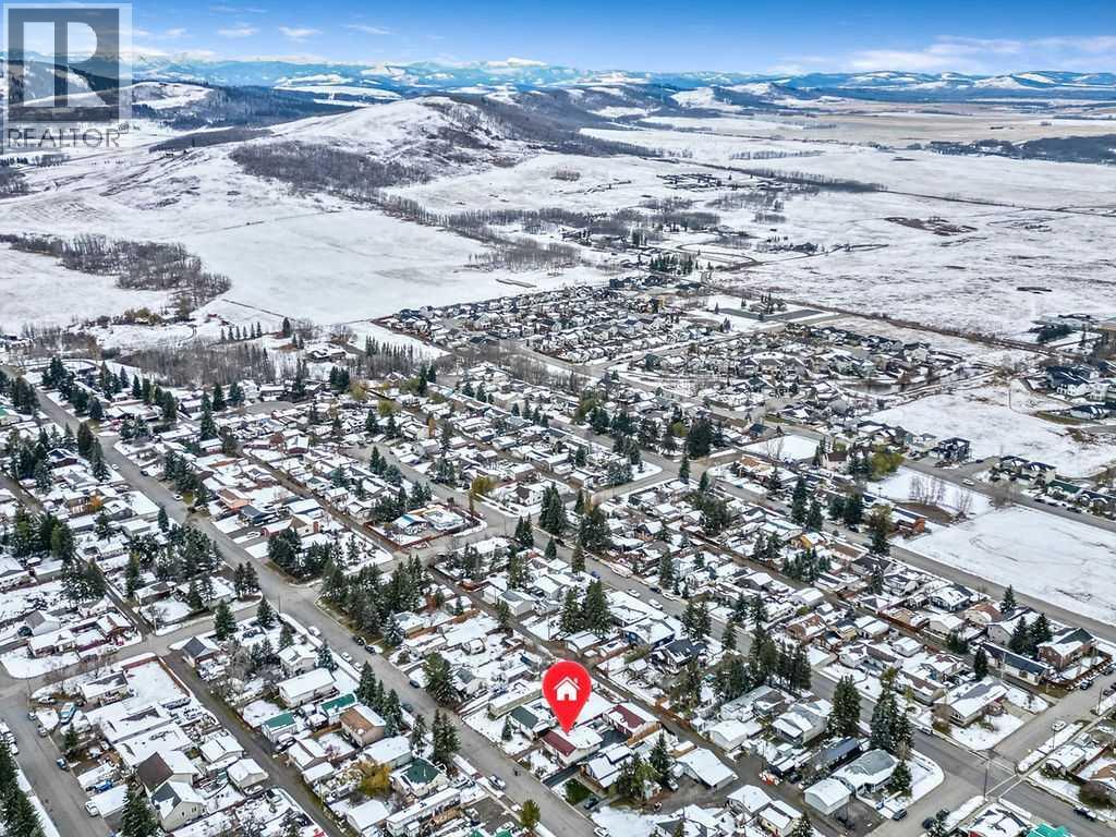 210 Edgar Avenue NW, Diamond Valley, Alberta  T0L 2A0 - Photo 39 - A2354584