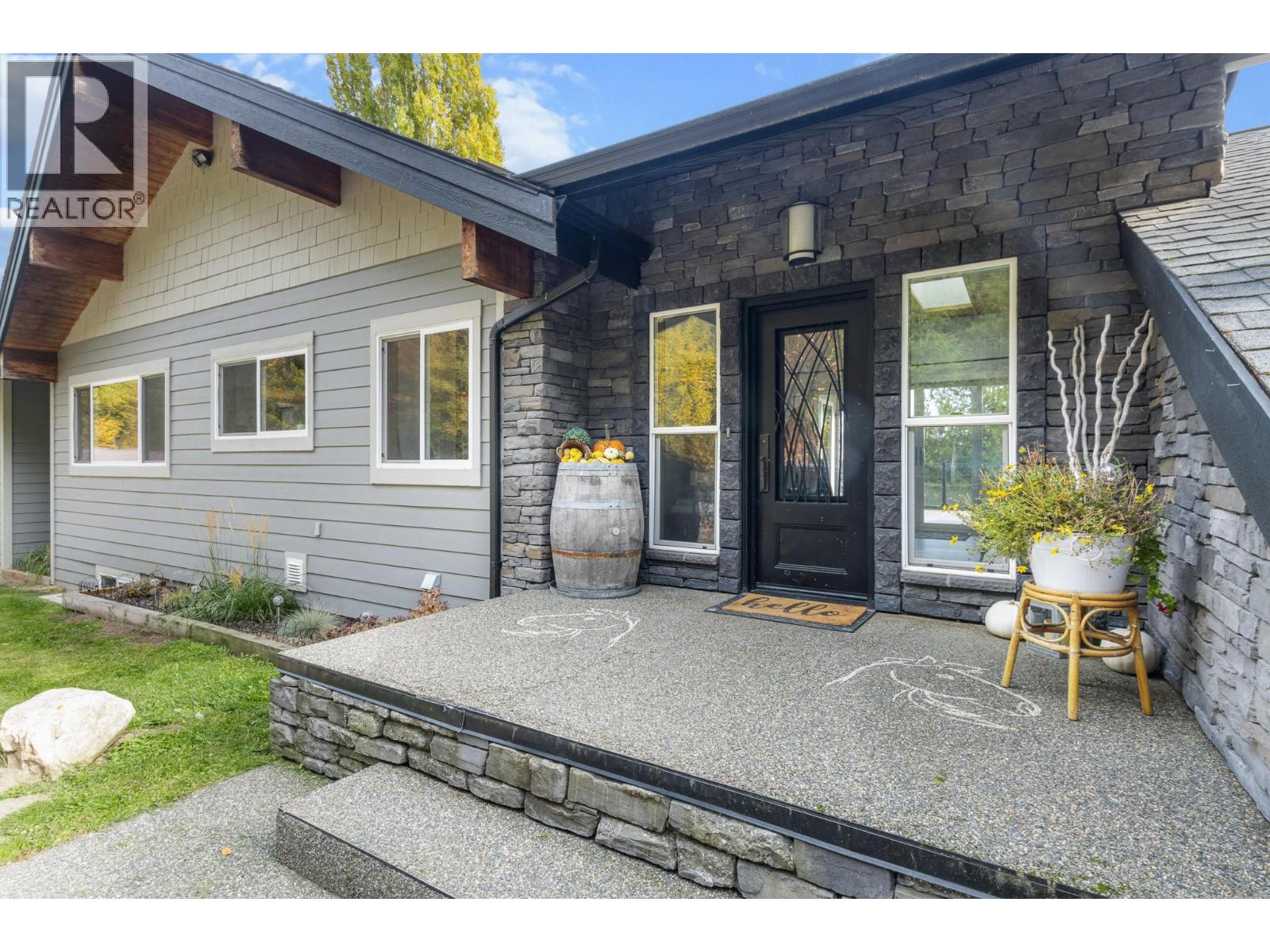 6171 50 Street NW, Salmon Arm, British Columbia  V1E 3A6 - Photo 29 - 10389488