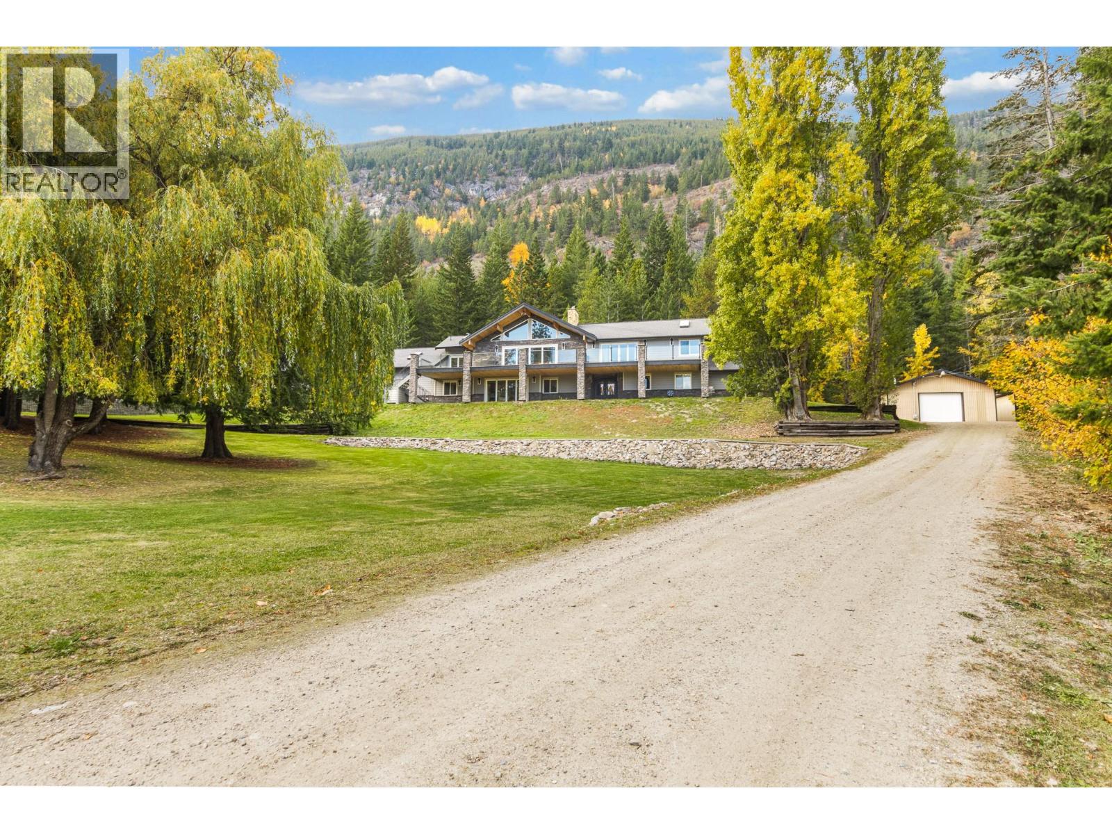 6171 50 Street NW, Salmon Arm, British Columbia  V1E 3A6 - Photo 42 - 10389488