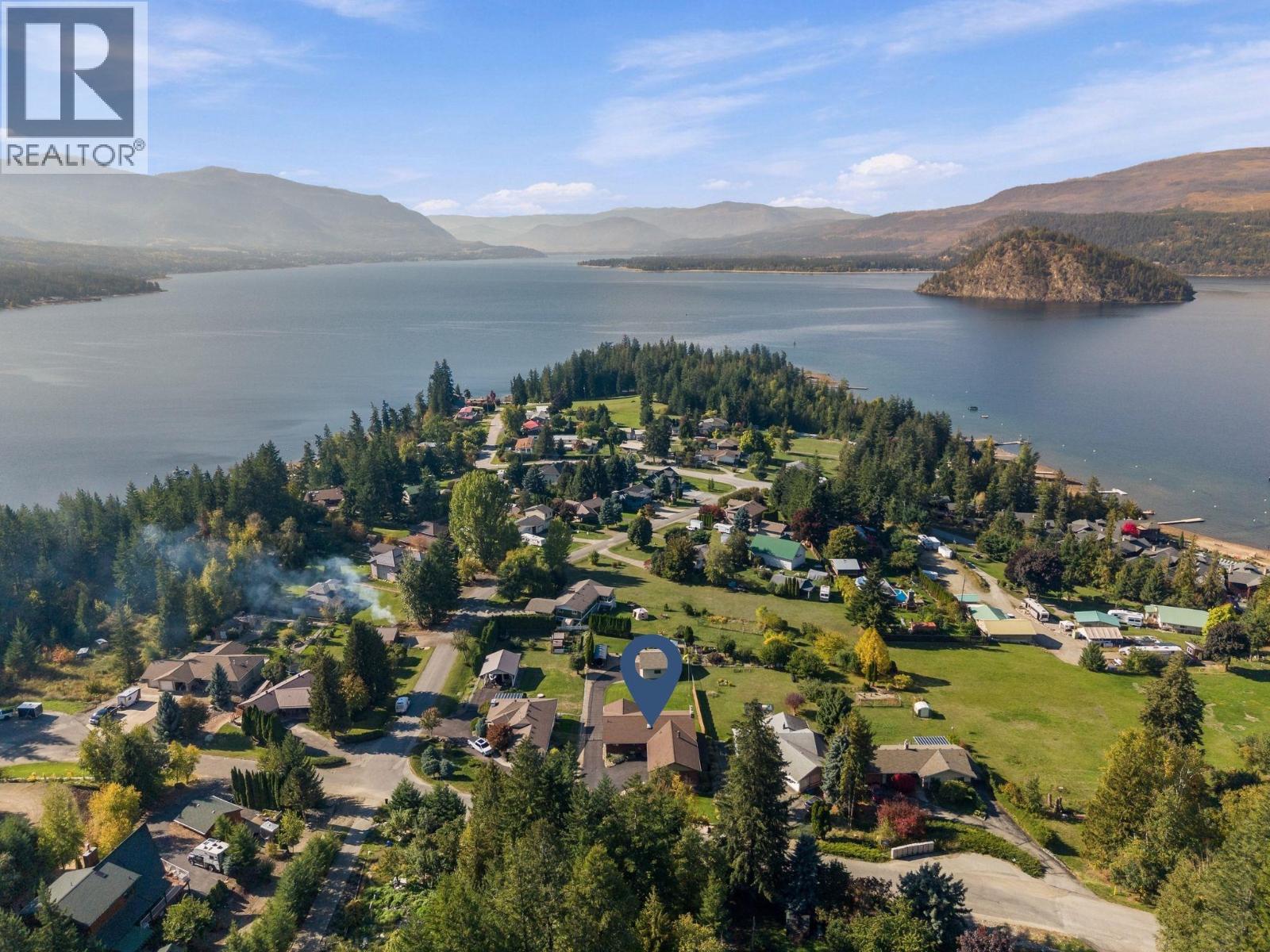 3331 Mcbride Road, Blind Bay, British Columbia  V0E 1H1 - Photo 2 - 10404312