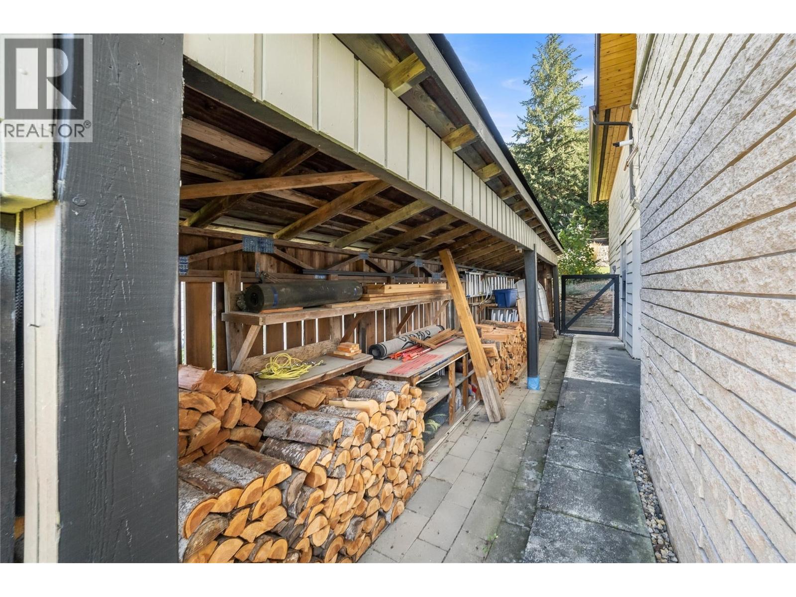 3331 Mcbride Road, Blind Bay, British Columbia  V0E 1H1 - Photo 75 - 10404312