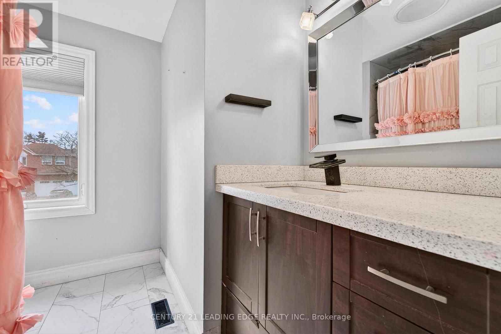 46 Humphrey Drive, Ajax, Ontario  L1S 4Z4 - Photo 27 - E14123986
