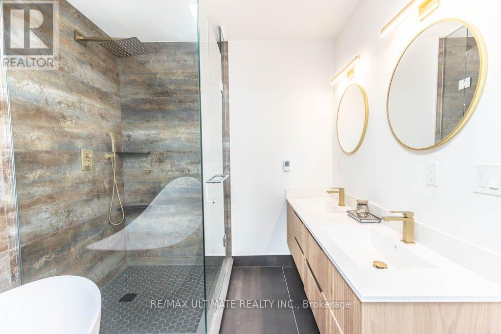 33 Flindon Road, Toronto, Ontario  M6M 1J1 - Photo 21 - W14125560