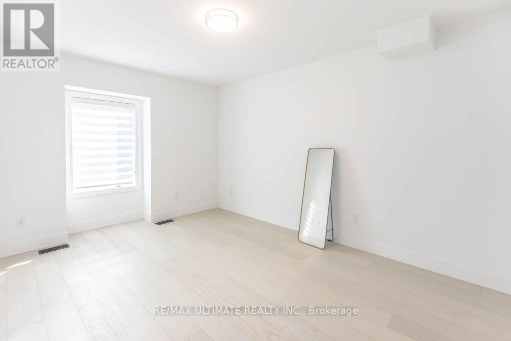 33 Flindon Road, Toronto, Ontario  M6M 1J1 - Photo 23 - W14125560
