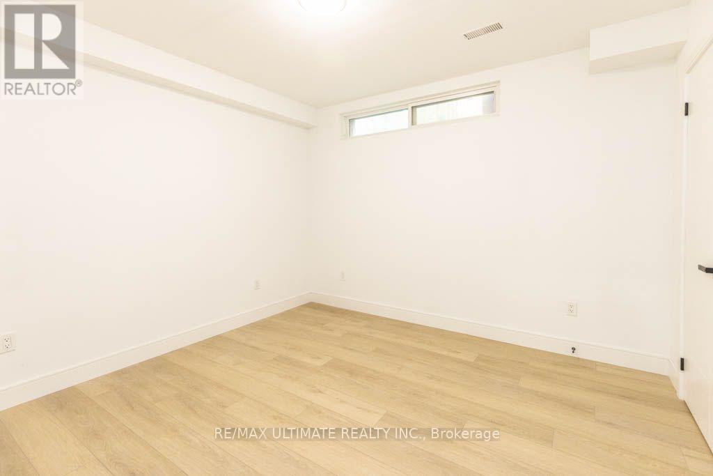 33 Flindon Road, Toronto, Ontario  M6M 1J1 - Photo 44 - W14125560