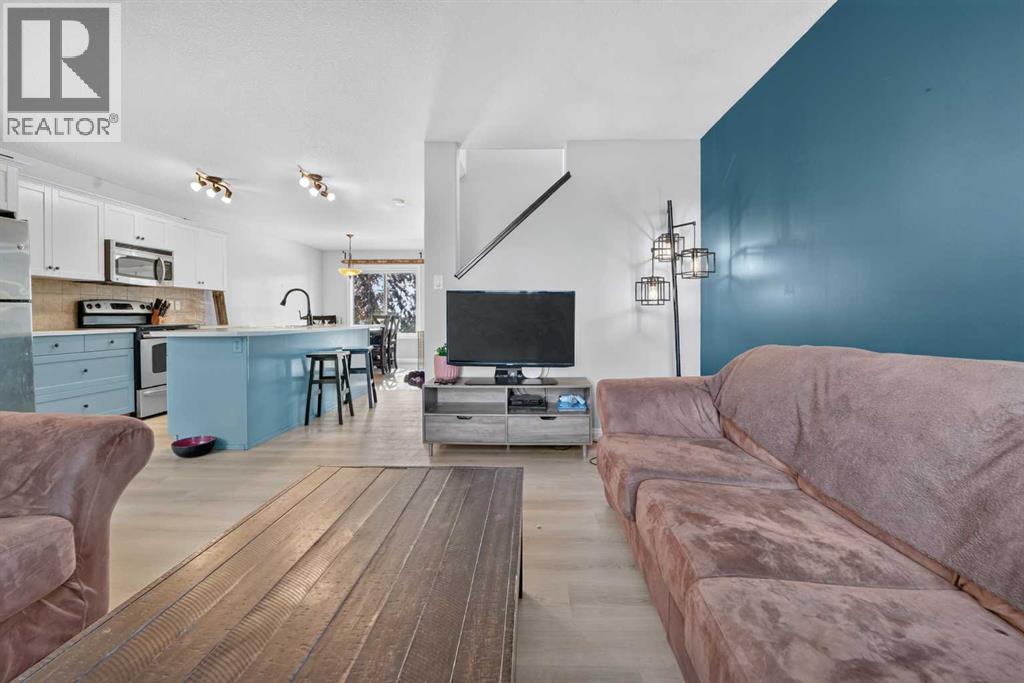 71 Keystone Terrace W