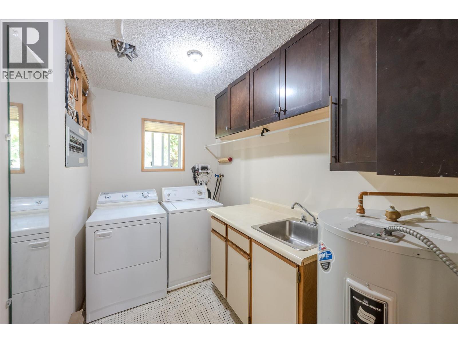 193 Greenwood Drive, Penticton, British Columbia  V2A 7P9 - Photo 35 - 10404662