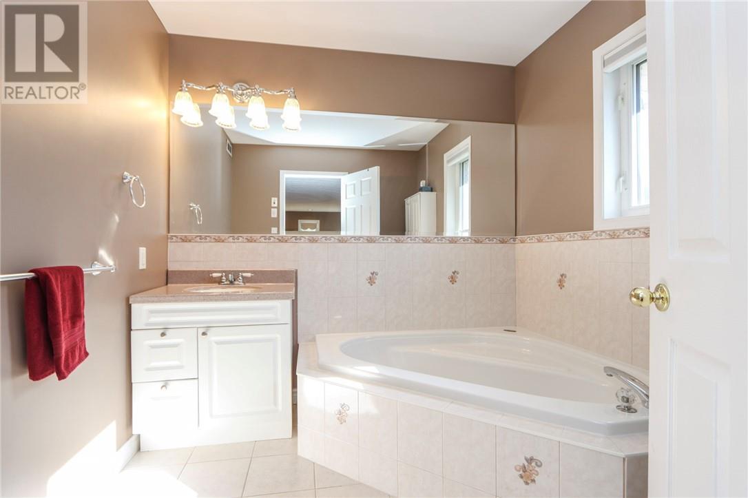 119 Merrygale Dr, Sudbury, Ontario  P3E 6K5 - Photo 21 - 2131005