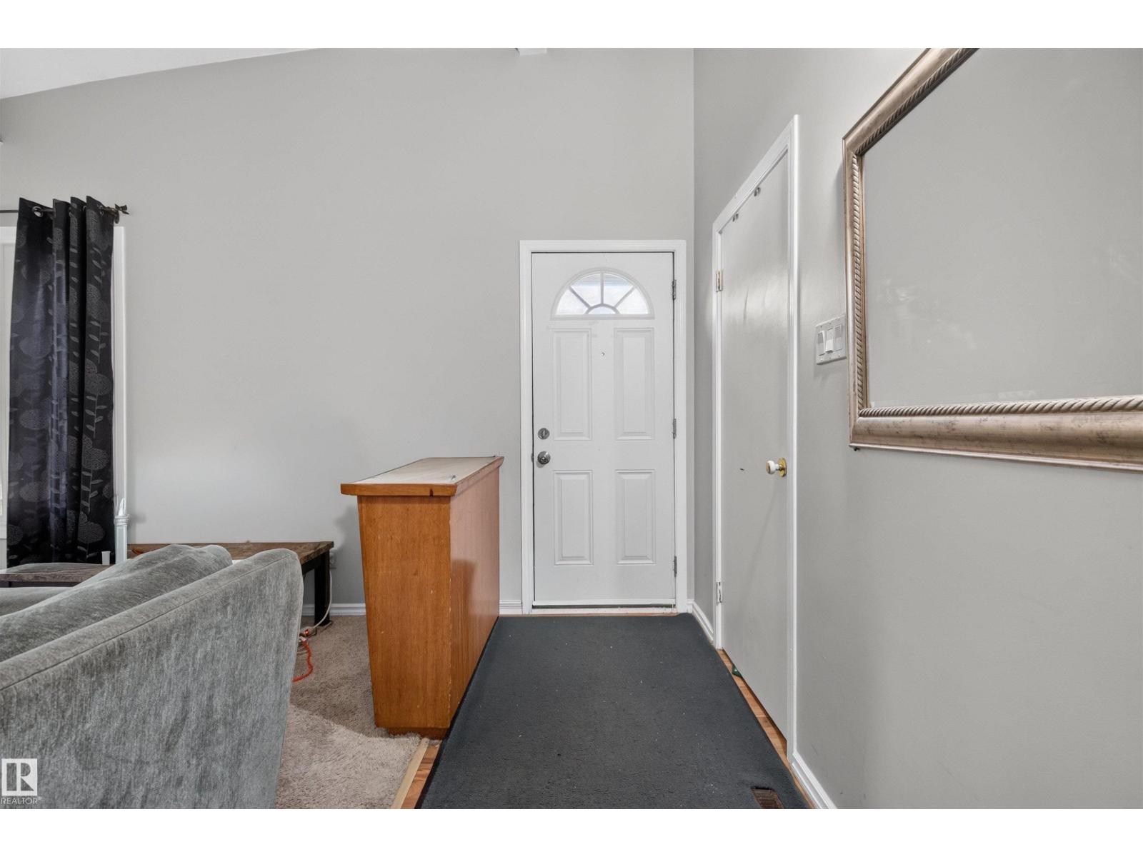 6815 101 Av NW, Edmonton, Alberta  T6A 0H6 - Photo 3 - E4514600