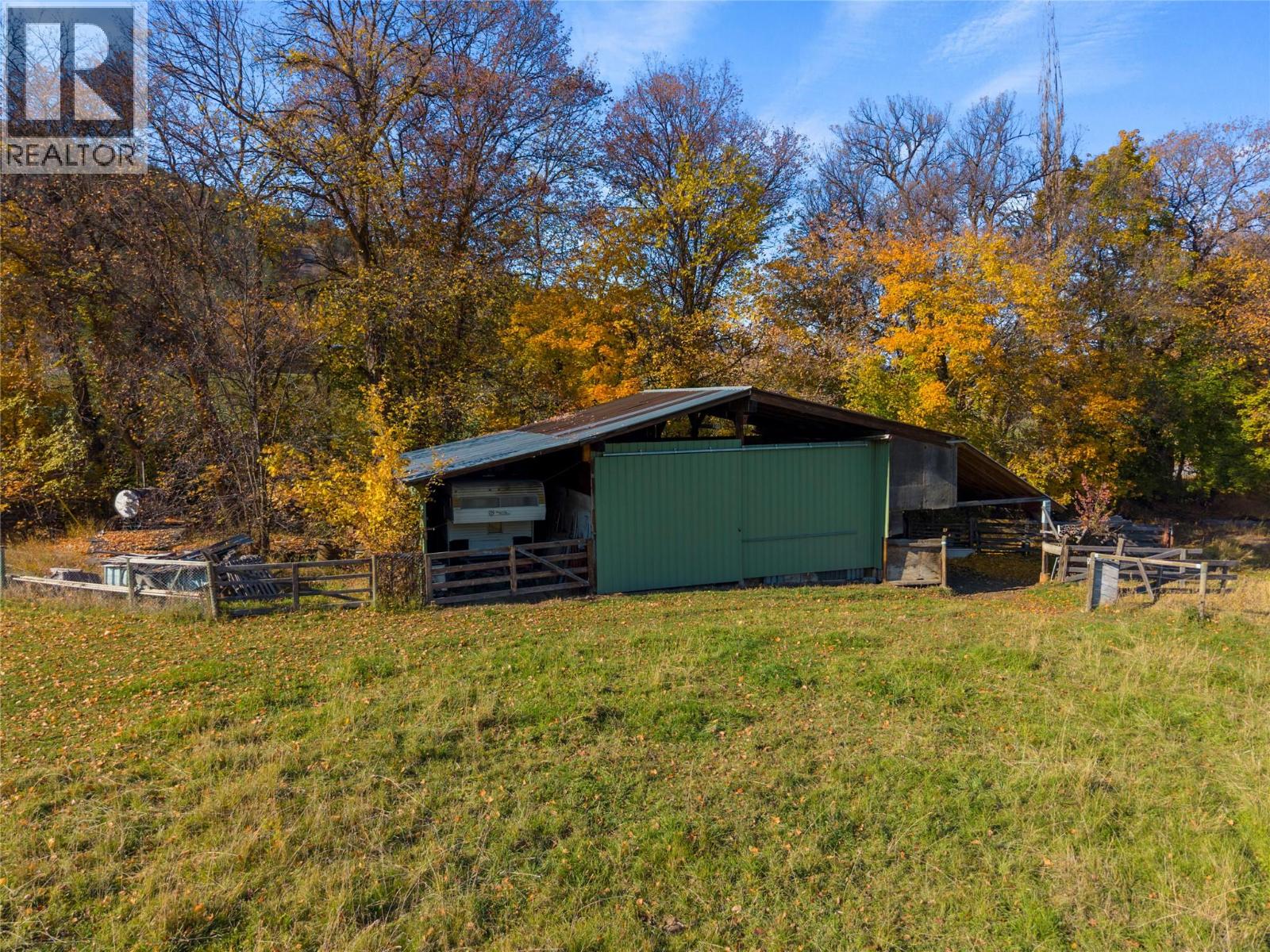 6709 Cosens Bay Road